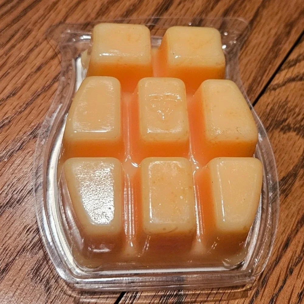 Scentsy Wax Bar Posy Peach 2.6 oz Orange Scented Fragrance Wax Melts New